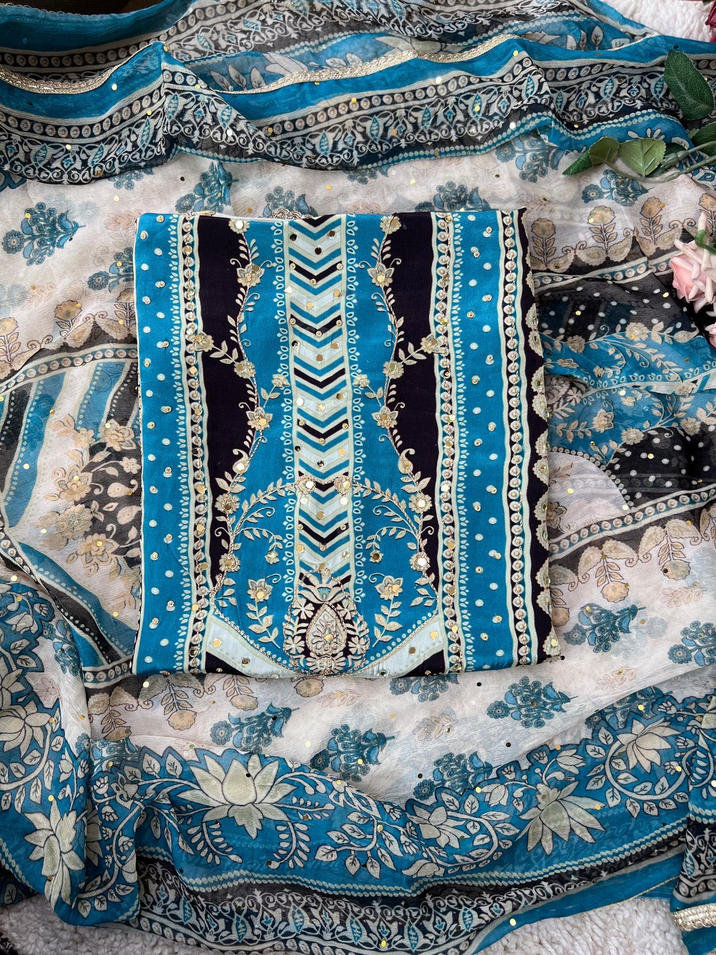 Karanchi print Mirror Crepe Suit