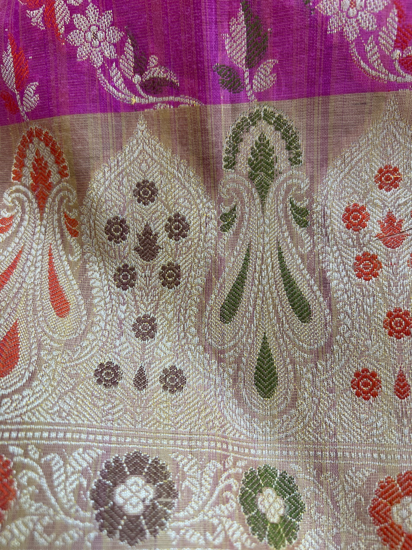 Handwoven Banarasi Elegance in Pink & Beige