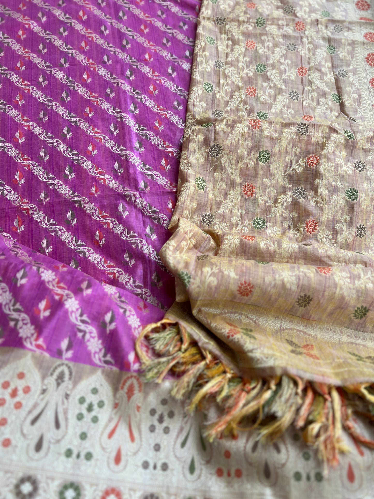 Handwoven Banarasi Elegance in Pink & Beige