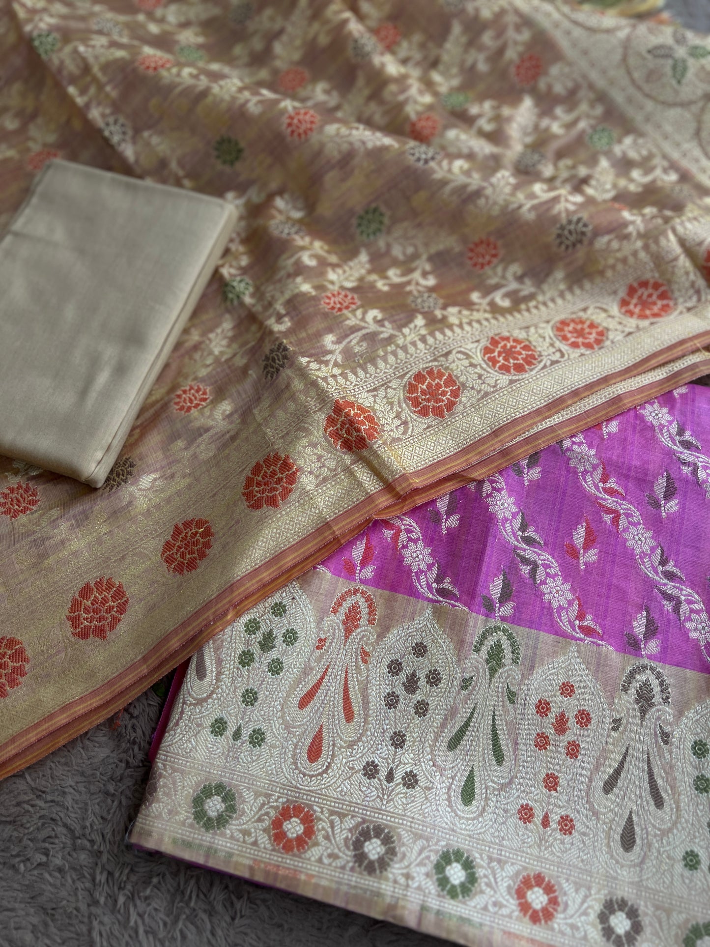 Handwoven Banarasi Elegance in Pink & Beige