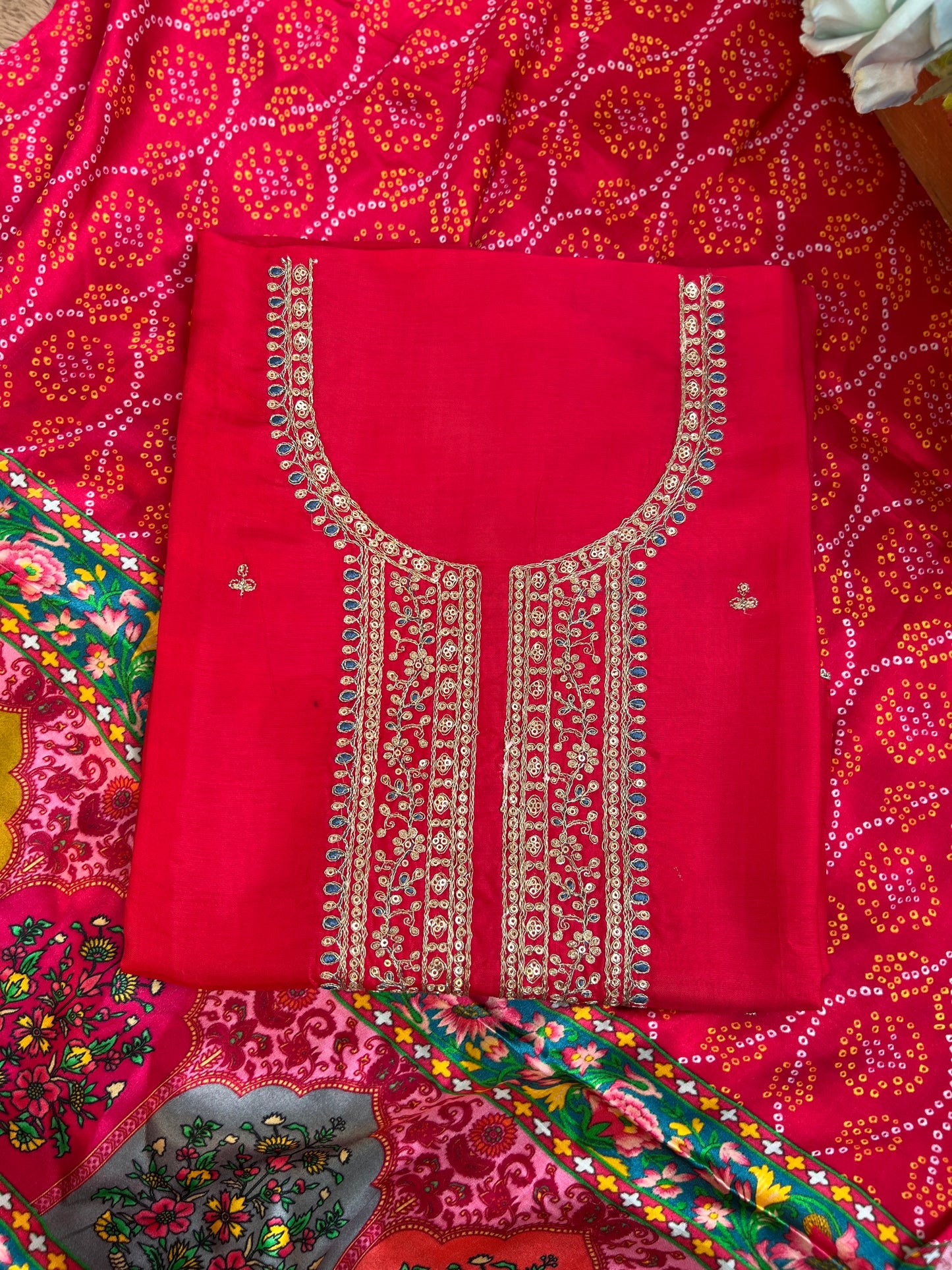 ✨ Russian Silk Red Elegance ✨