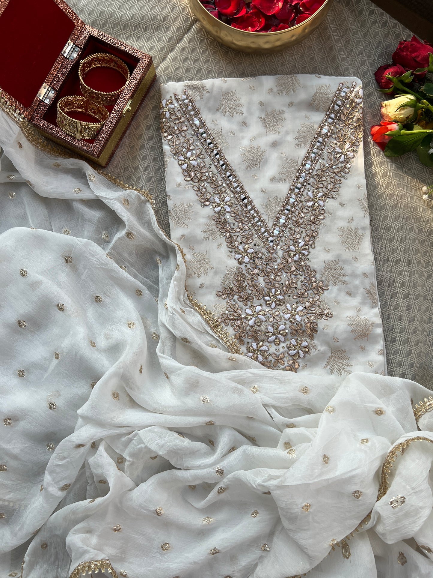 clothing ethnic