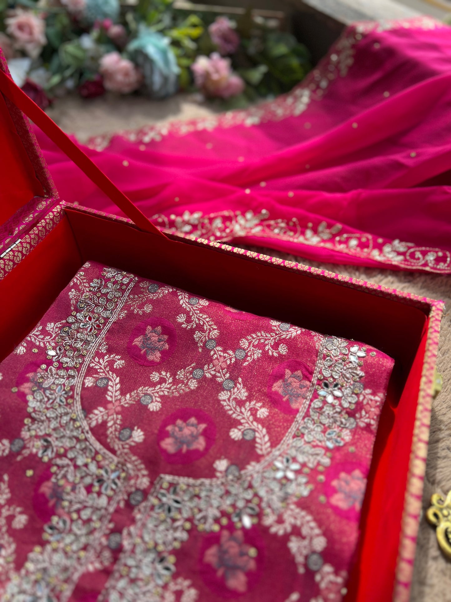 Rani Brocade Banarasi