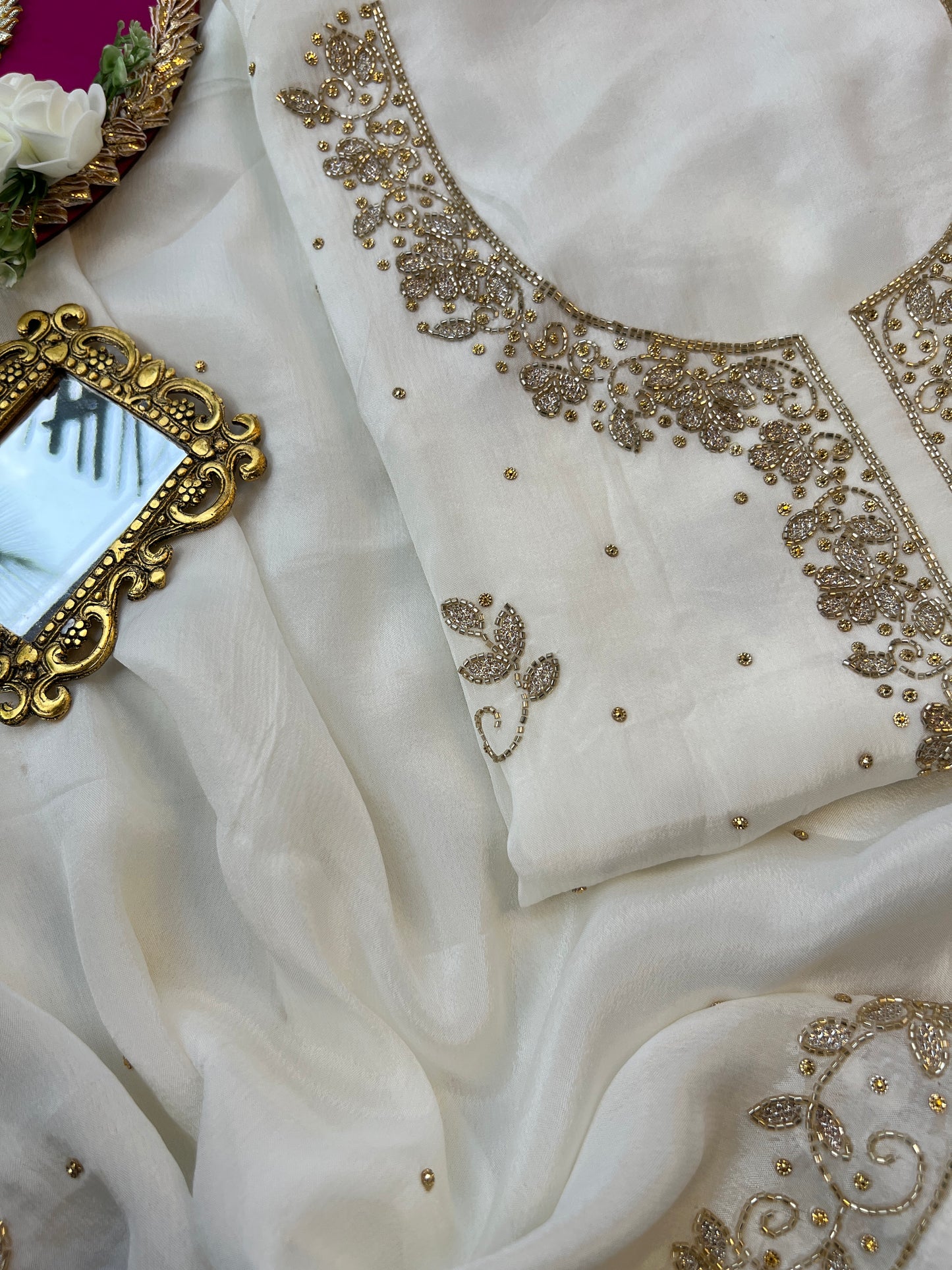 Vanilla Chinnon Handwork