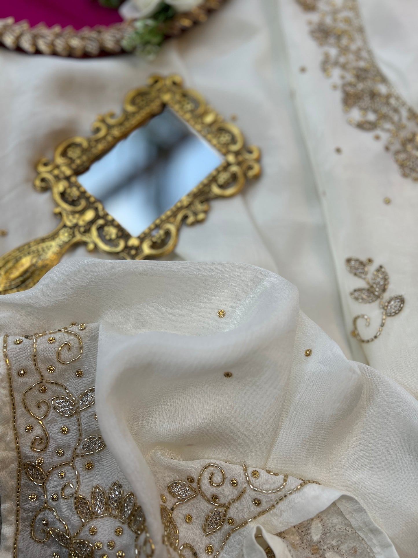 Vanilla Chinnon Handwork