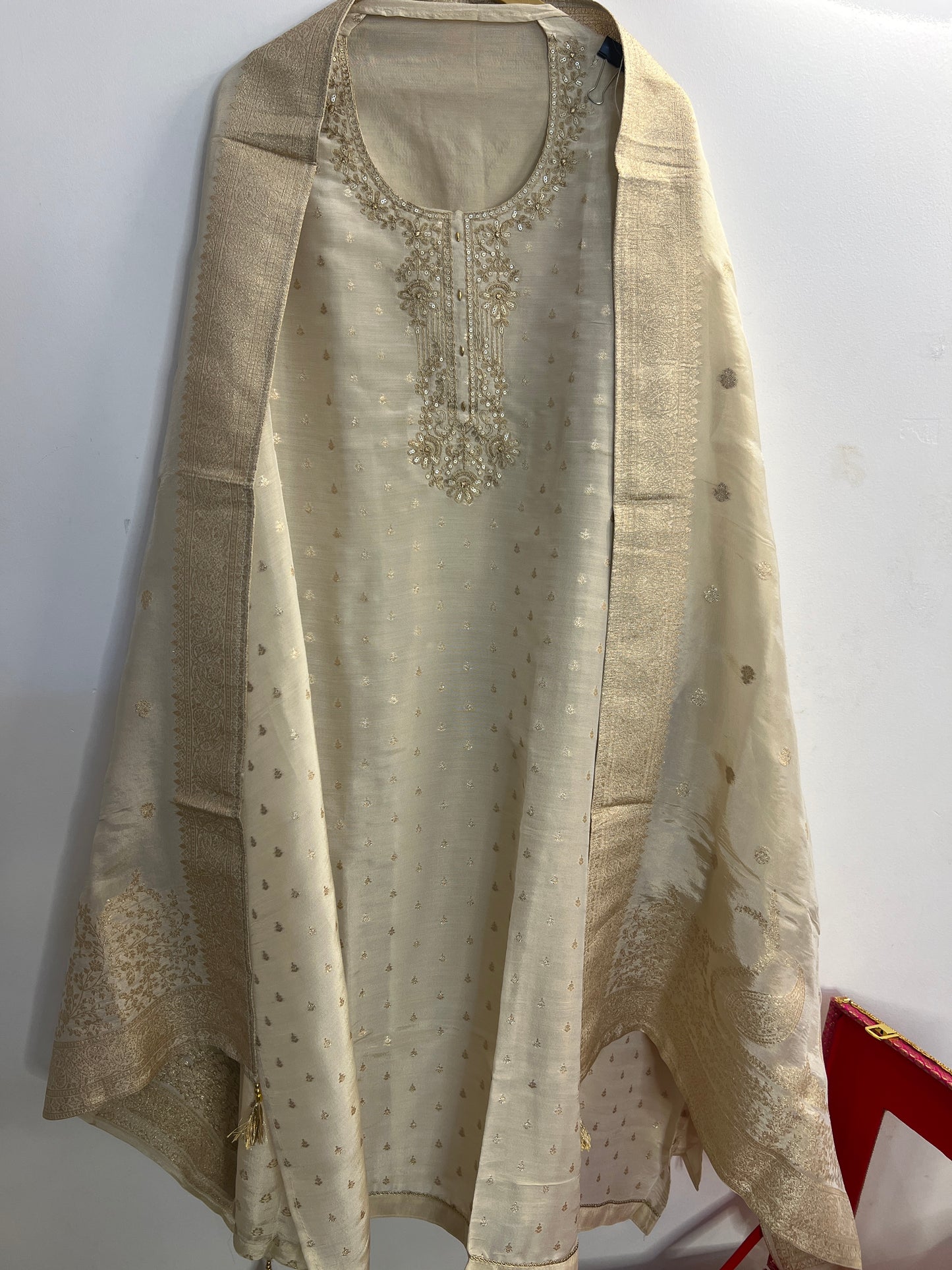Stunning Ivory Shimmer Silk Unstitched Suit