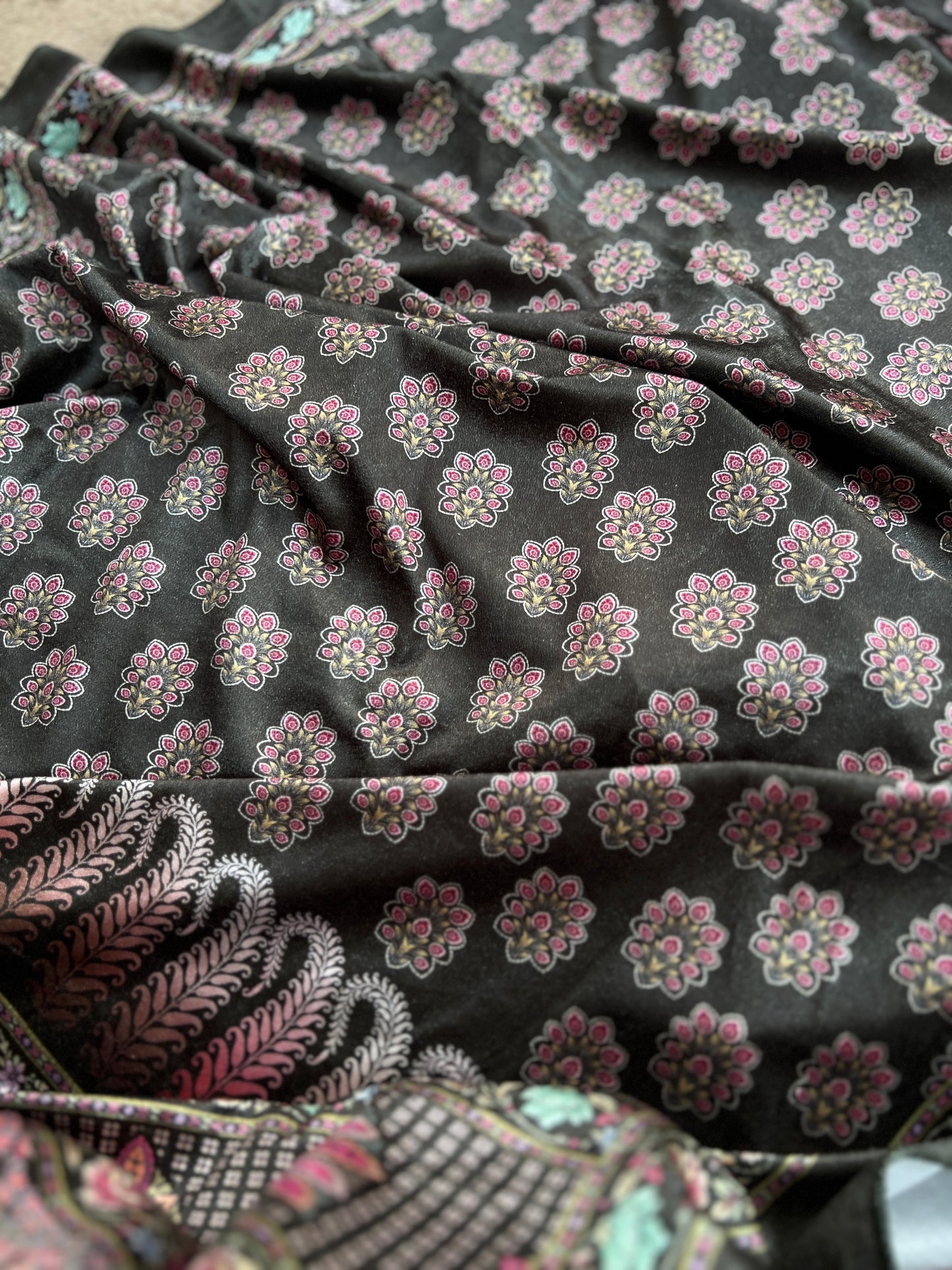 Royal Velvet Karachi Print Suit – Sabyasachi Style Elegance