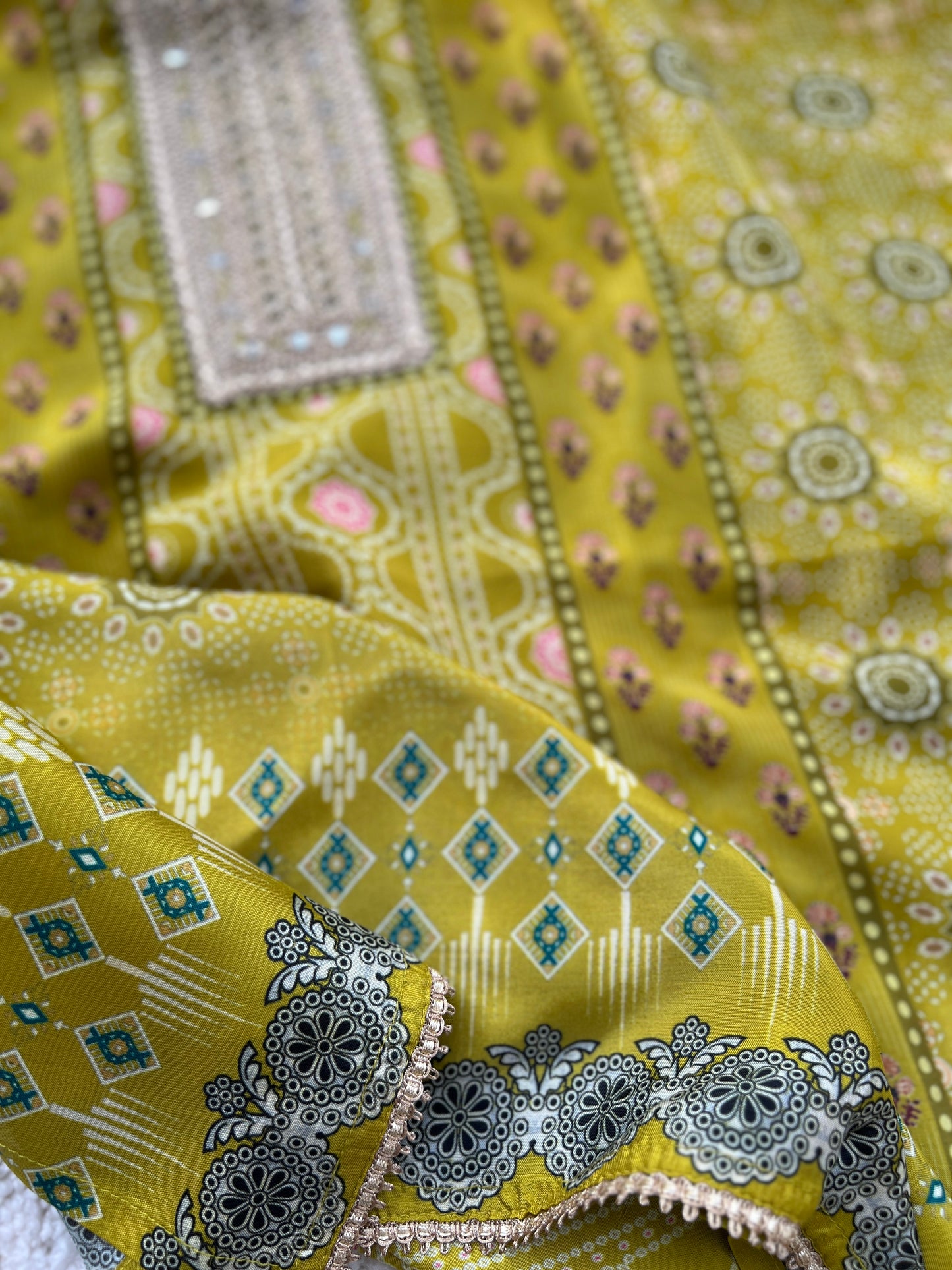 clothing ethnic