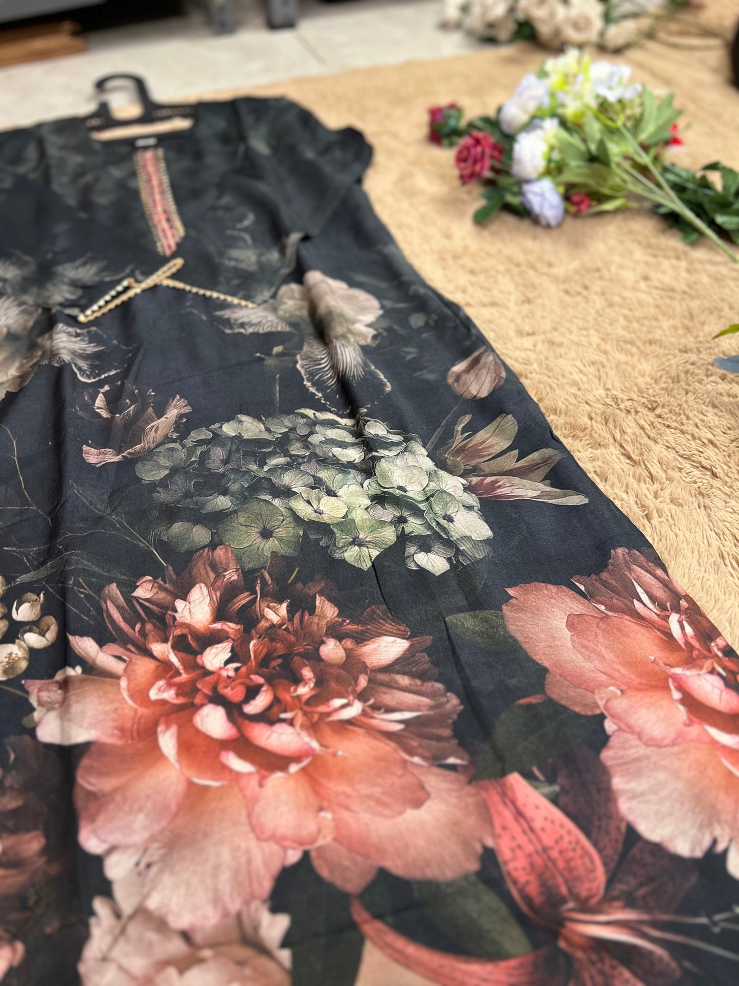 Floral Printed Maslin Ready to wear Suit