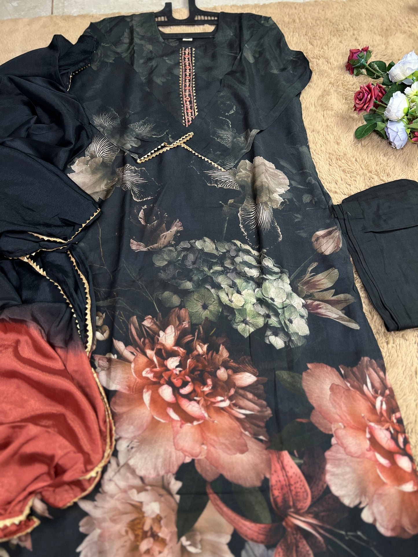 Floral Printed Maslin Ready to wear Suit