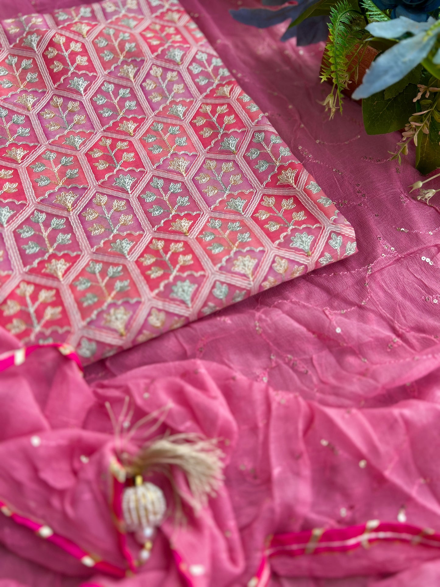 Pastel Pink Maheshwari Silk Self Embroidered Salwar suit