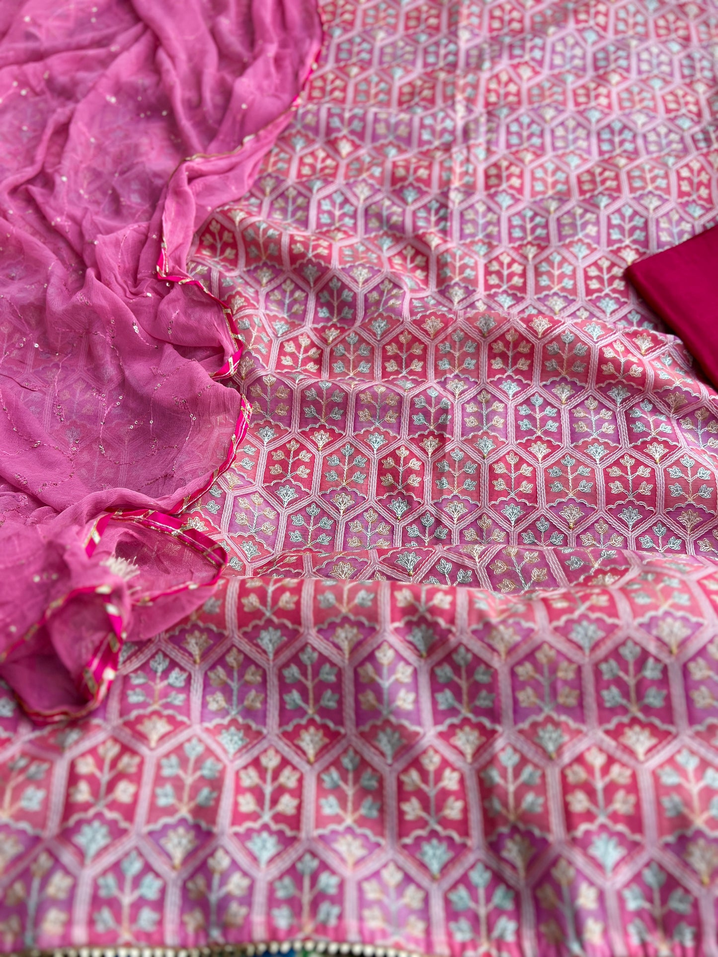 Pastel Pink Maheshwari Silk Self Embroidered Salwar suit