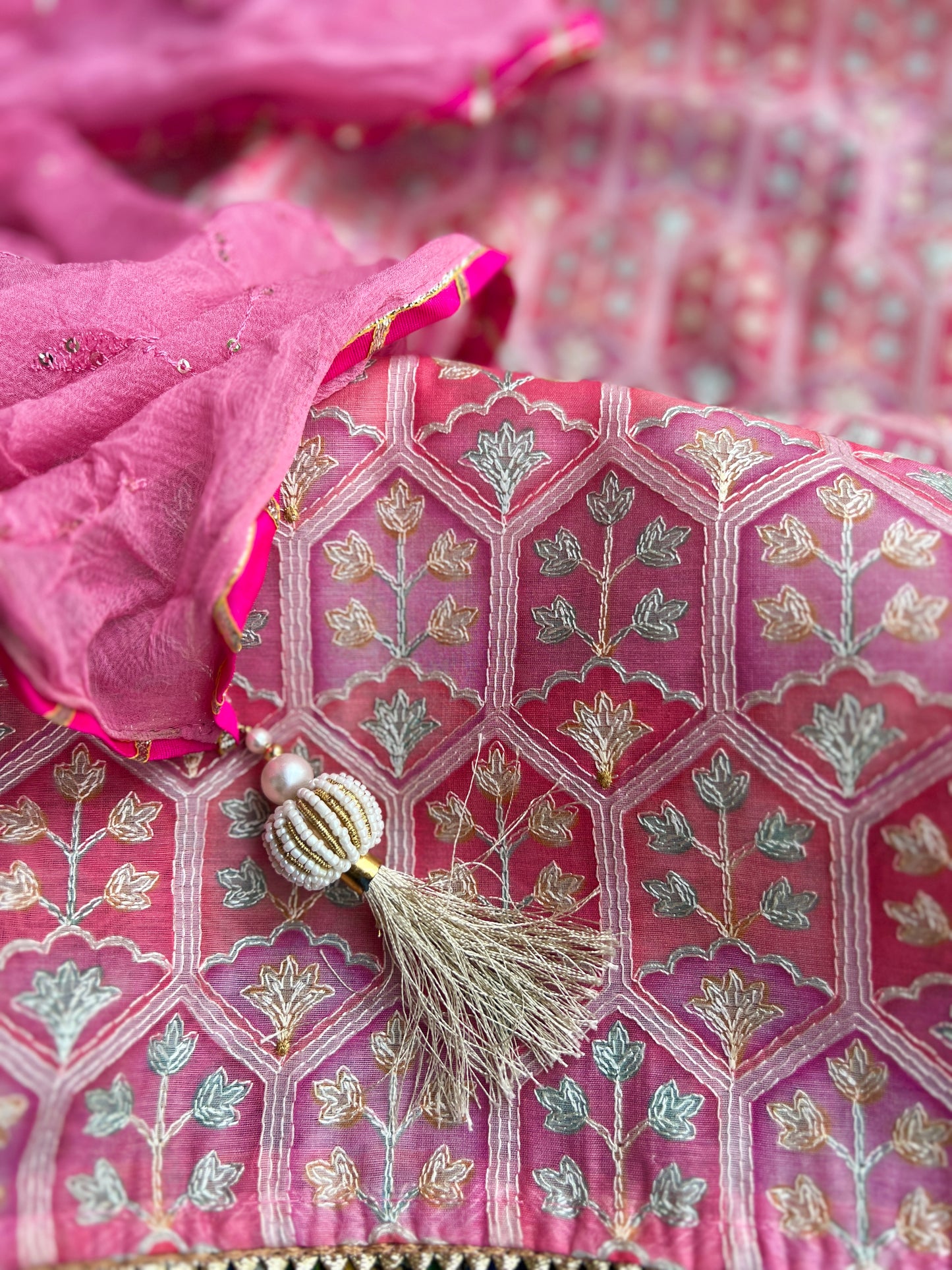 Pastel Pink Maheshwari Silk Self Embroidered Salwar suit