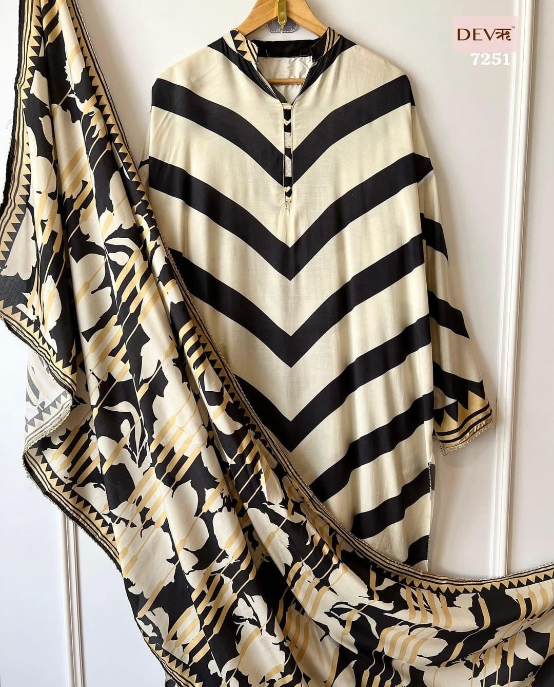clothing ethnic