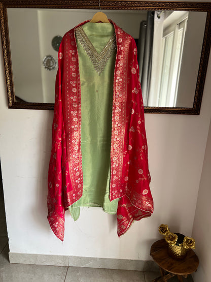 Elegant Pastel V-Neck Suit with Intricate Mirror Embellishment