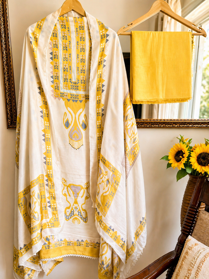 Mustard Geometric Maslin Edit