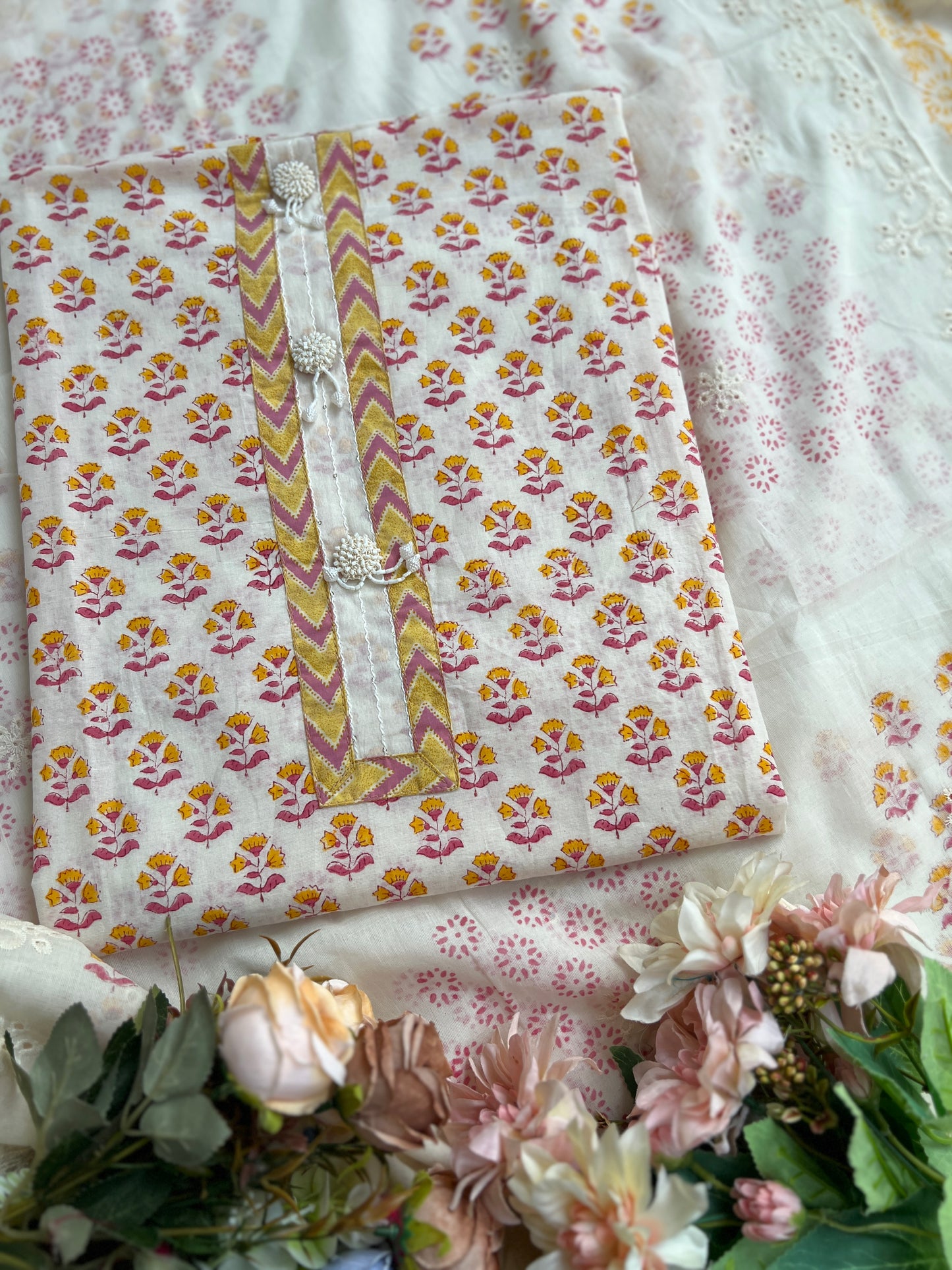 Elegant Cream Floral Suit Set With subs tel Embroidery