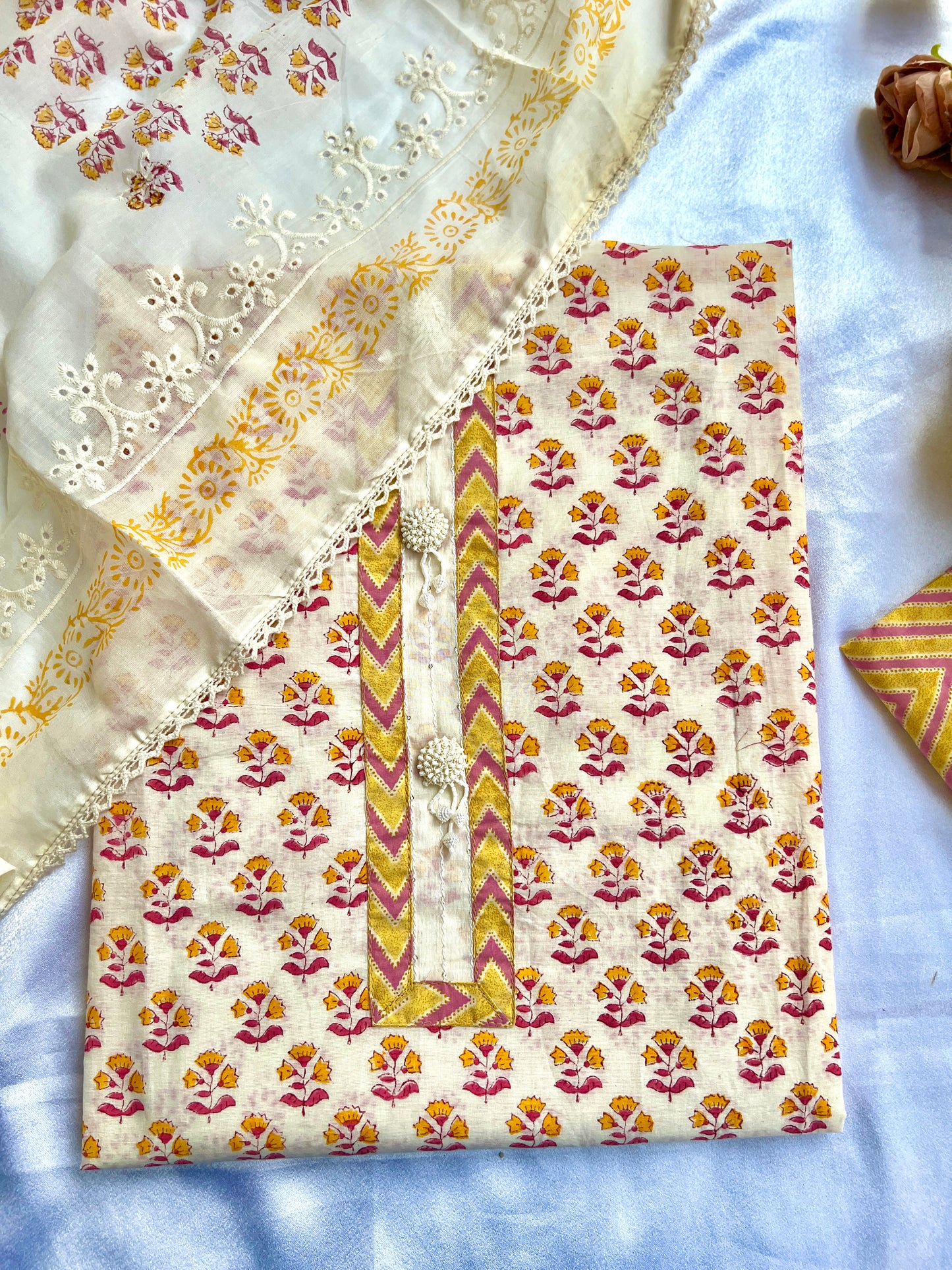 Elegant Cream Floral Suit Set With subs tel Embroidery