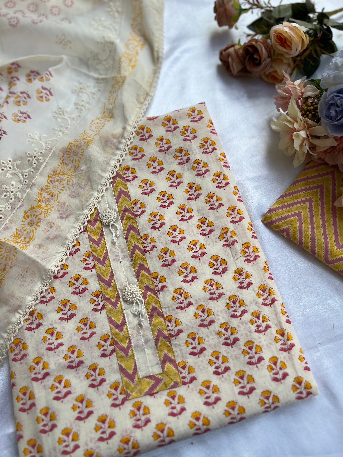 Elegant Cream Floral Suit Set With subs tel Embroidery