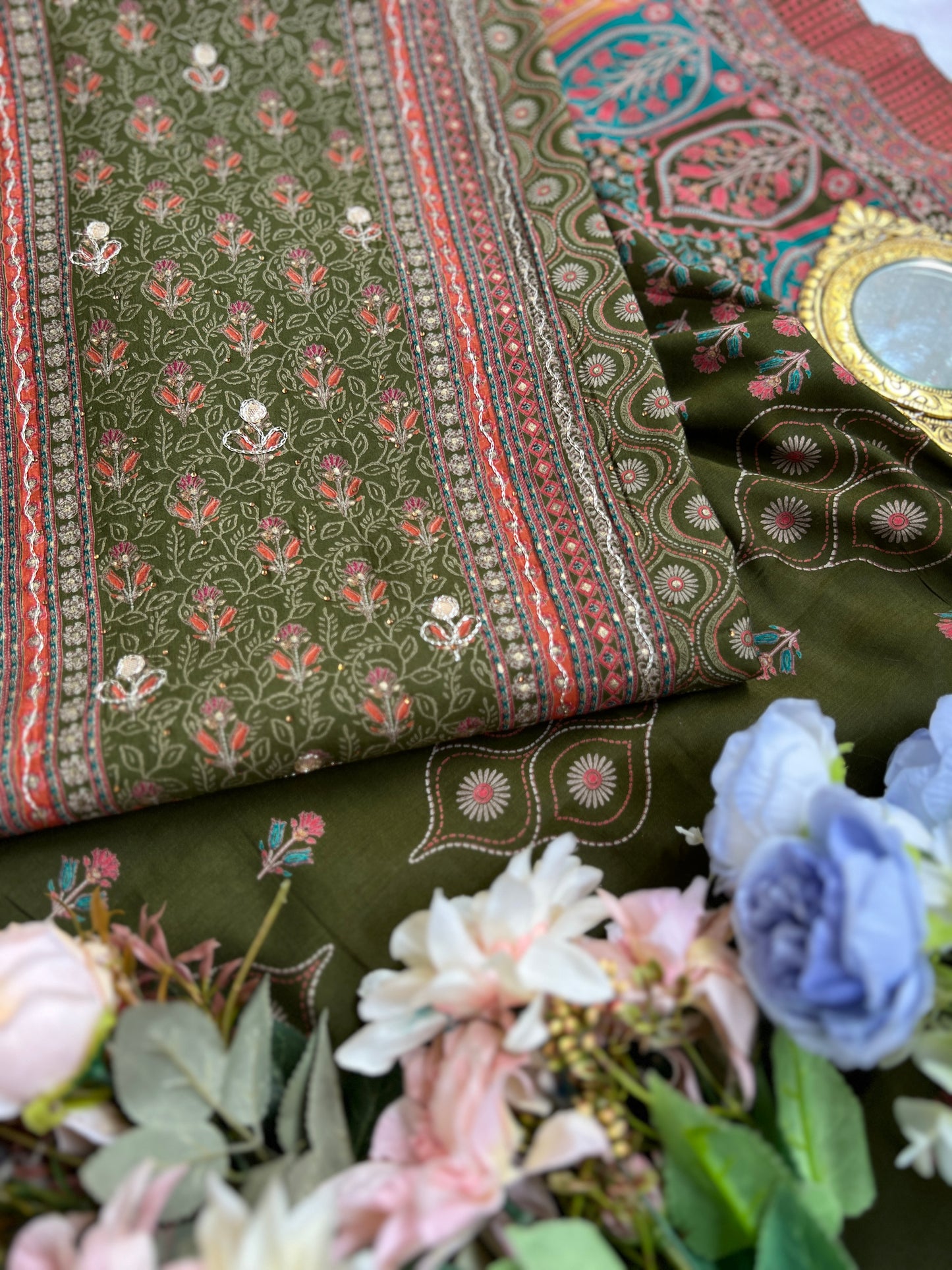 Regal Grace: Sabyasachi-Inspired Gota-Embellished Modal Maslin Suit Set