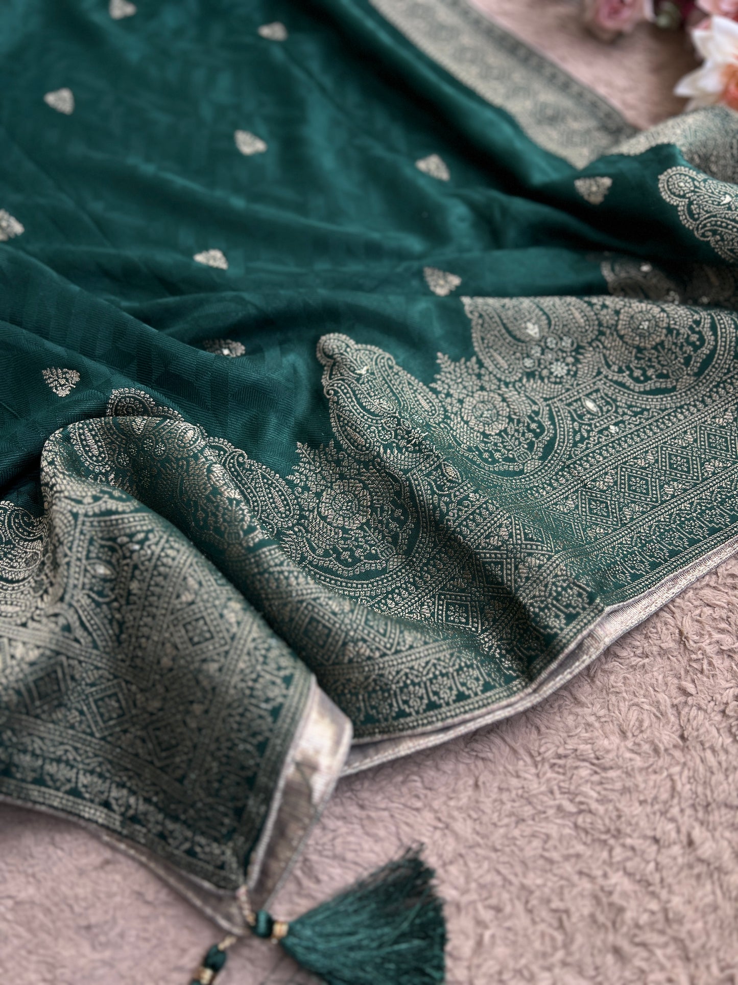 Royal Pashmina Banarasi Weaving Salwar Suit Set – Winter Wedding Edit