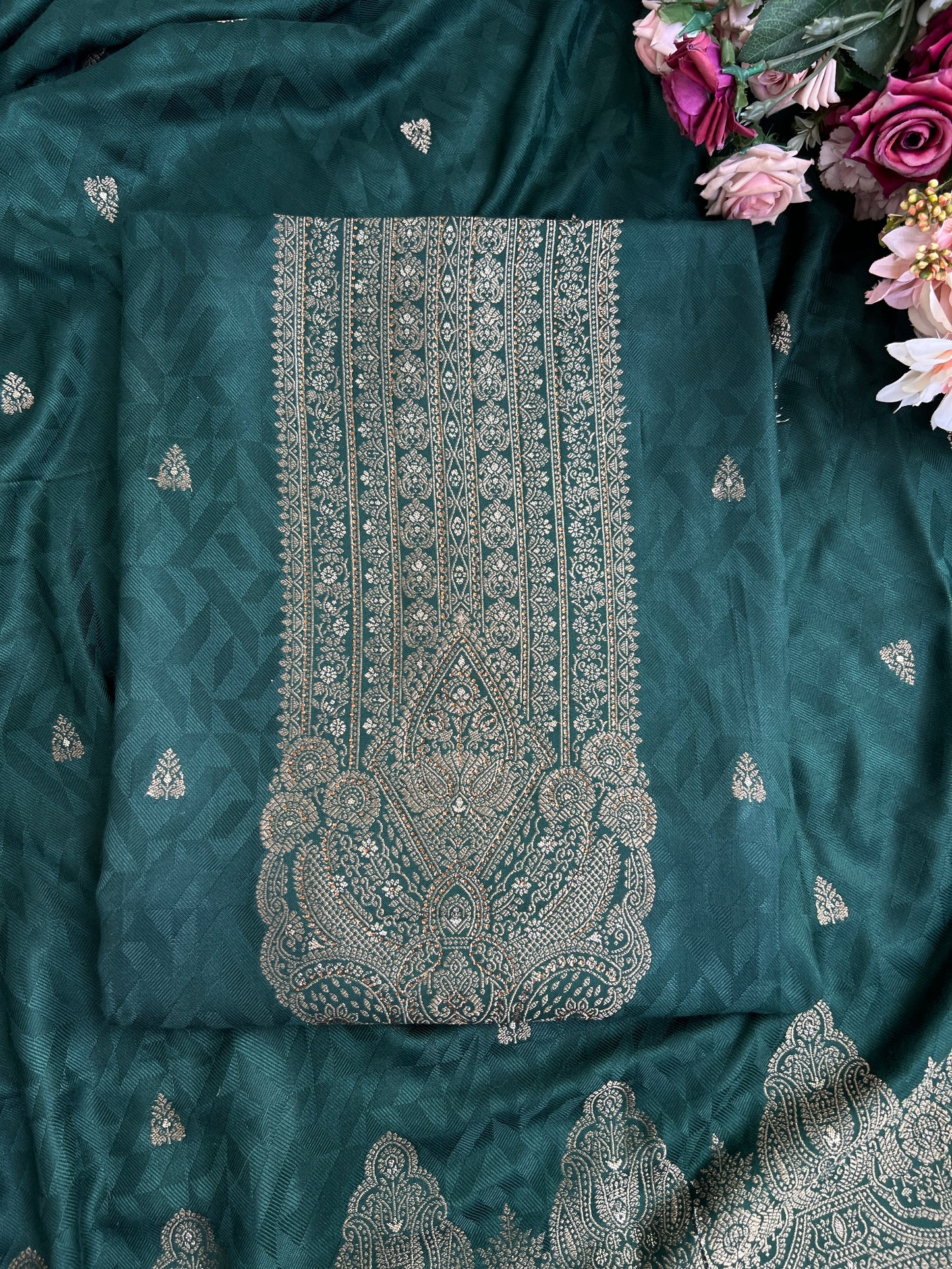 Royal Pashmina Banarasi Weaving Salwar Suit Set – Winter Wedding Edit