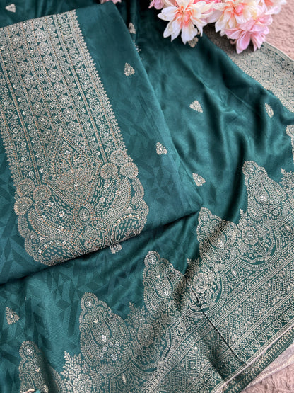 Royal Pashmina Banarasi Weaving Salwar Suit Set – Winter Wedding Edit
