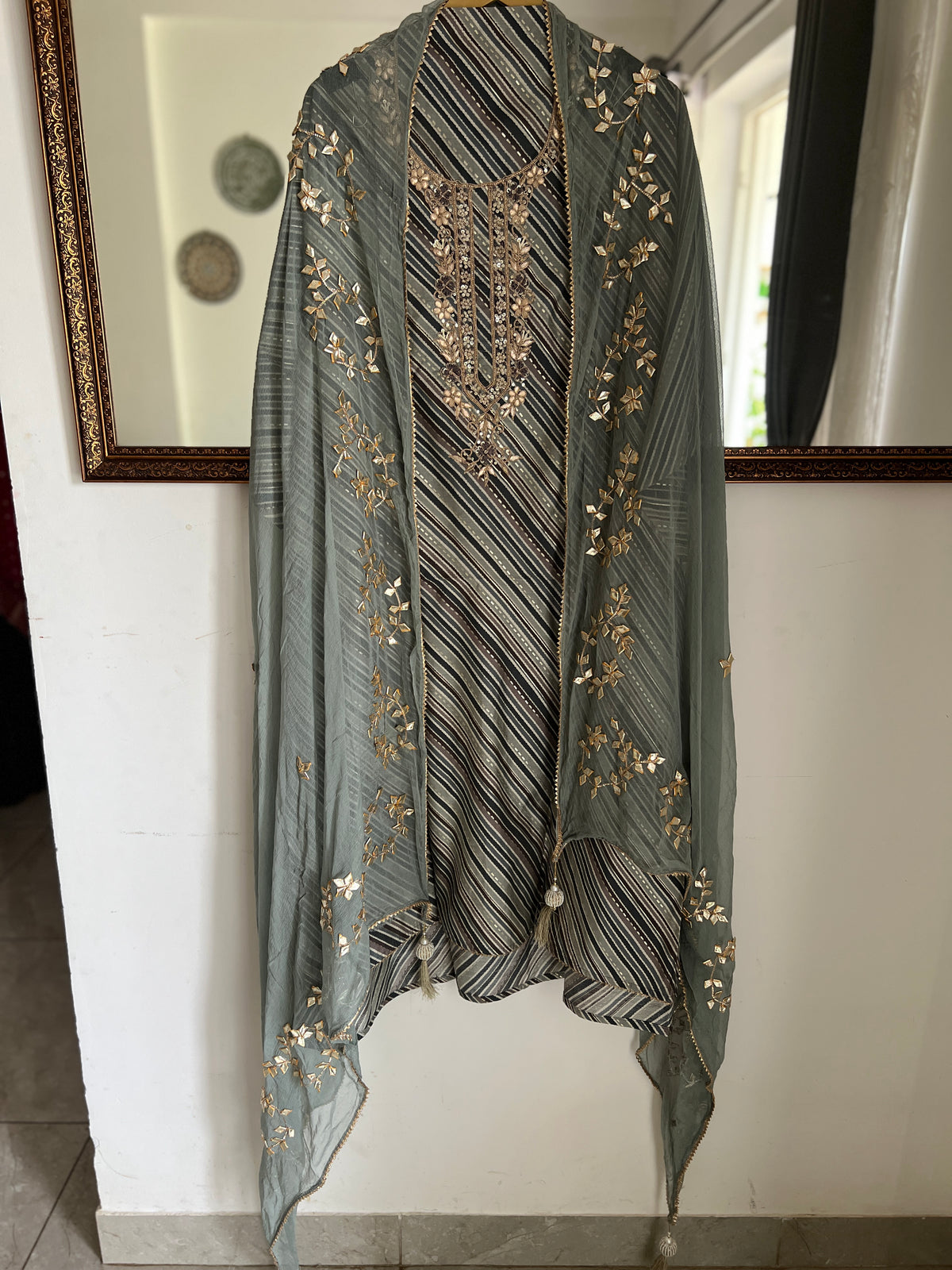 Grey Gota Phool Handwork Unstitched Suit Set