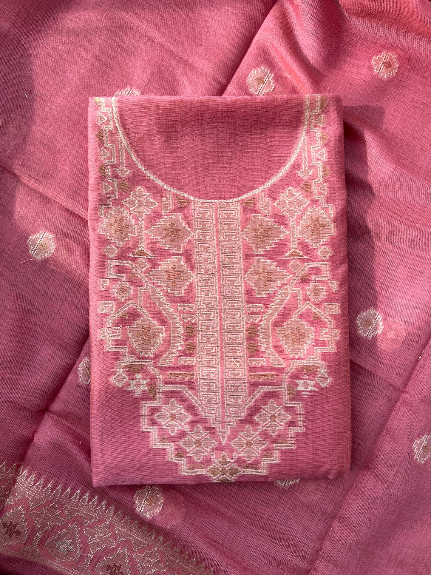 Woven Heritage – Soft Pink Jamdani Elegance