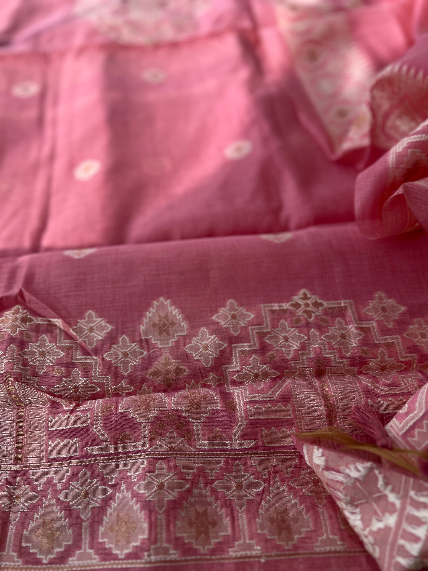 Woven Heritage – Soft Pink Jamdani Elegance