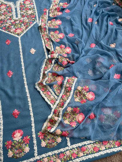 Elegance in Bloom: Timeless Kashmiri Salwar Suit with Chiffon Dupatta
