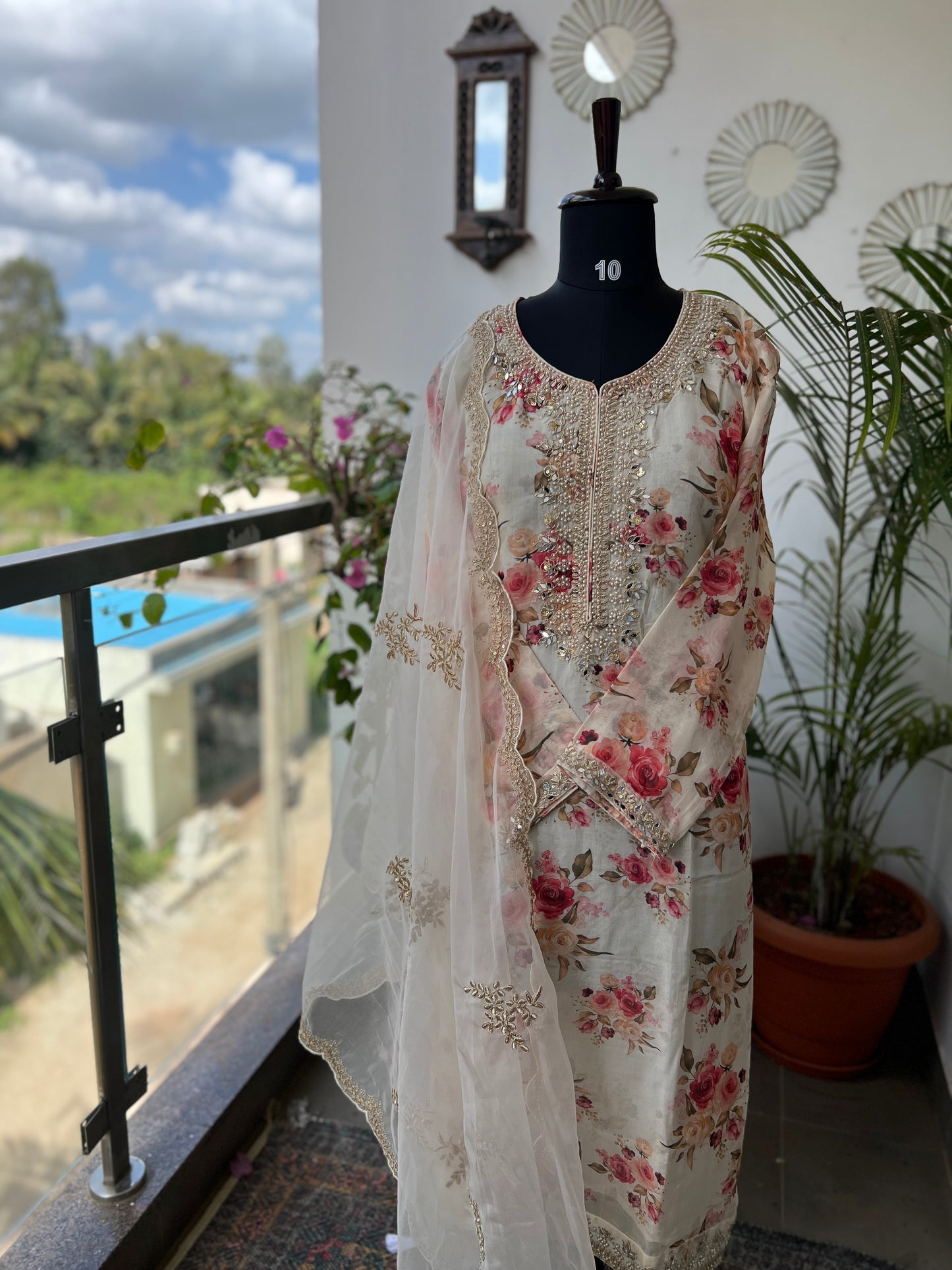 Elegance in Bloom – Ready to Wear Organza Handwork Salwar Suit with Net Embroidered Dupatta