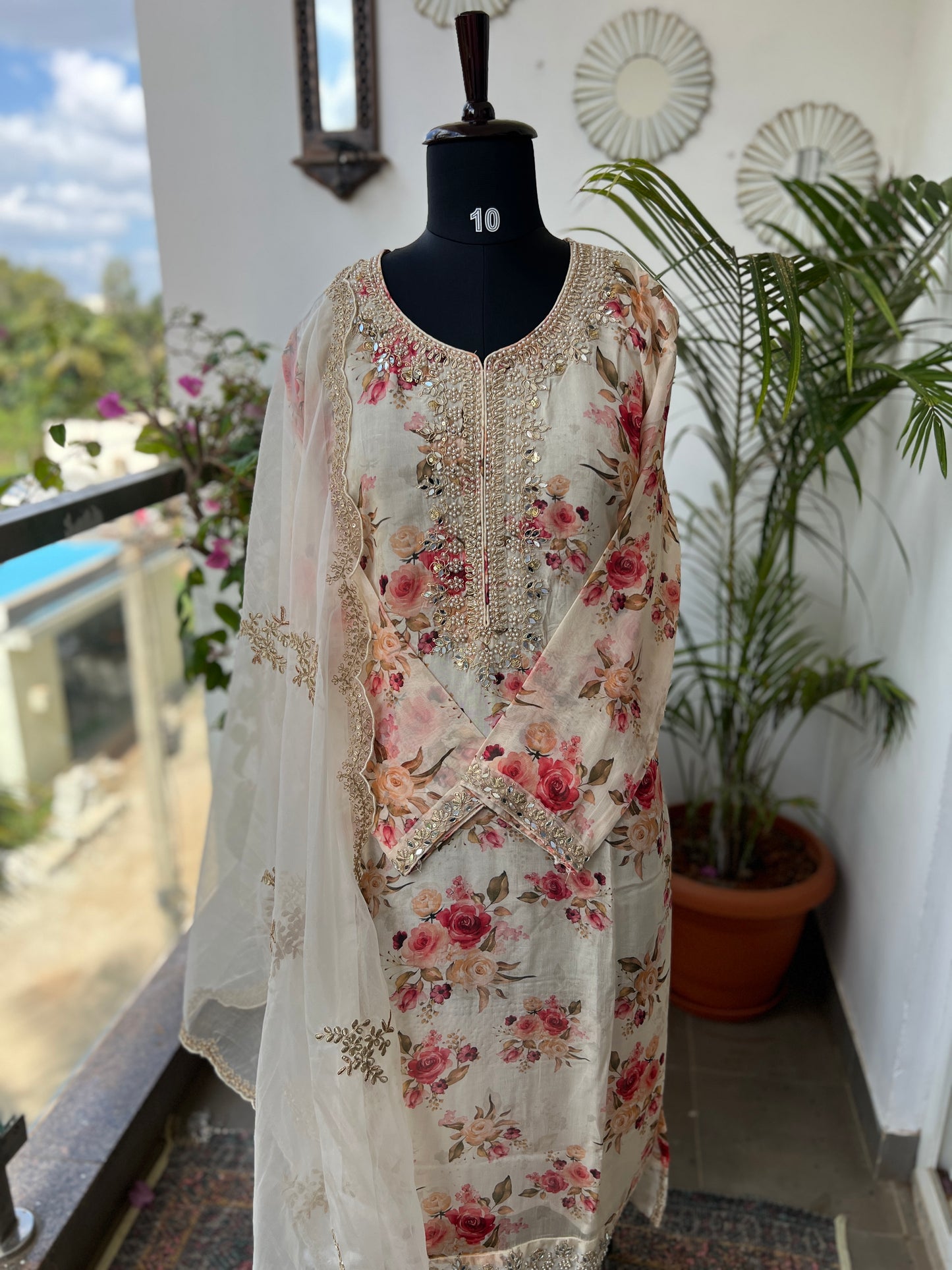 Elegance in Bloom – Ready to Wear Organza Handwork Salwar Suit with Net Embroidered Dupatta