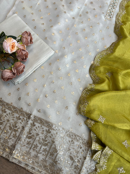 Ivory Elegance with a Soft Shimmer Glow ✨