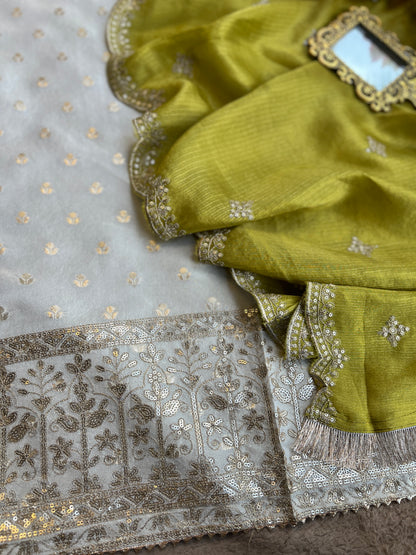 Ivory Elegance with a Soft Shimmer Glow ✨