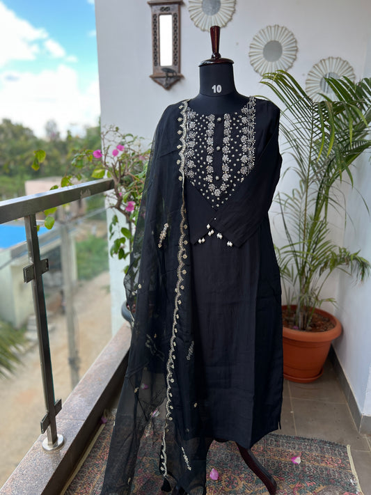 Black Modal Maslin Suit with Cut Dana Neck Work & Embroidered Organza Dupatta