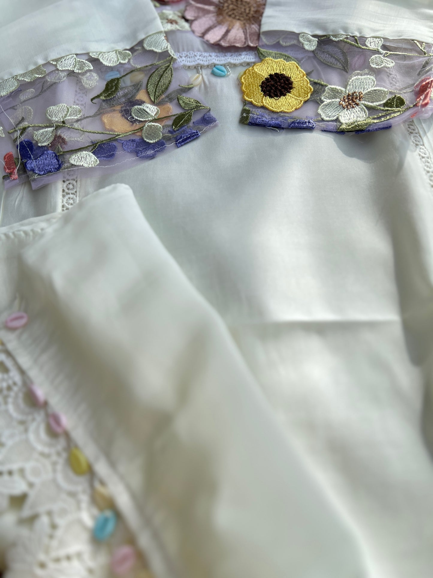 3D Floral Muslin Suit with Handbrush Chiffon Dupatta