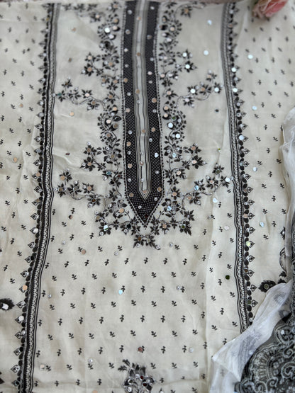 clothing ethnic