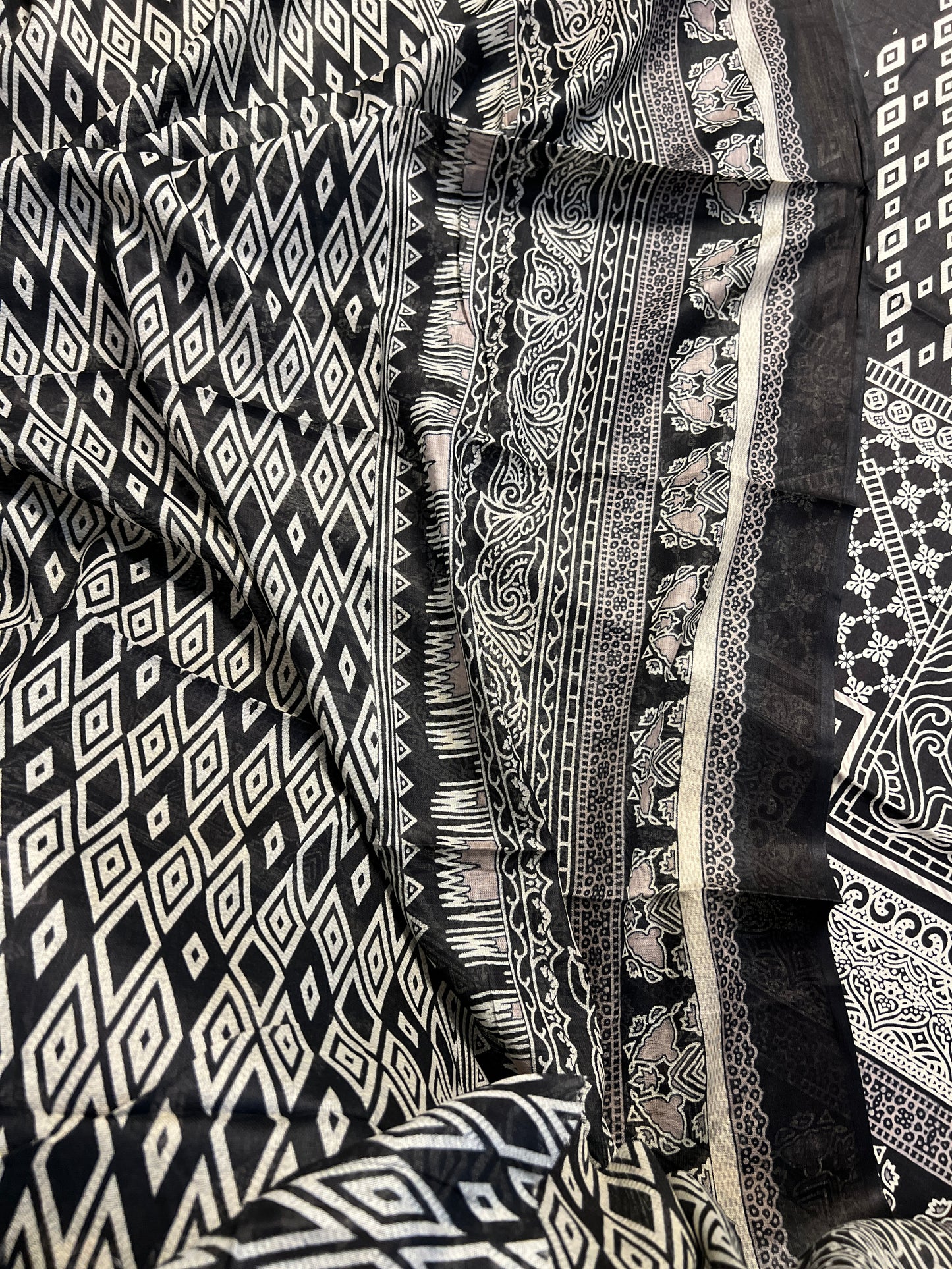 Classic Black & White Karachi Printed Cotton Suit Set