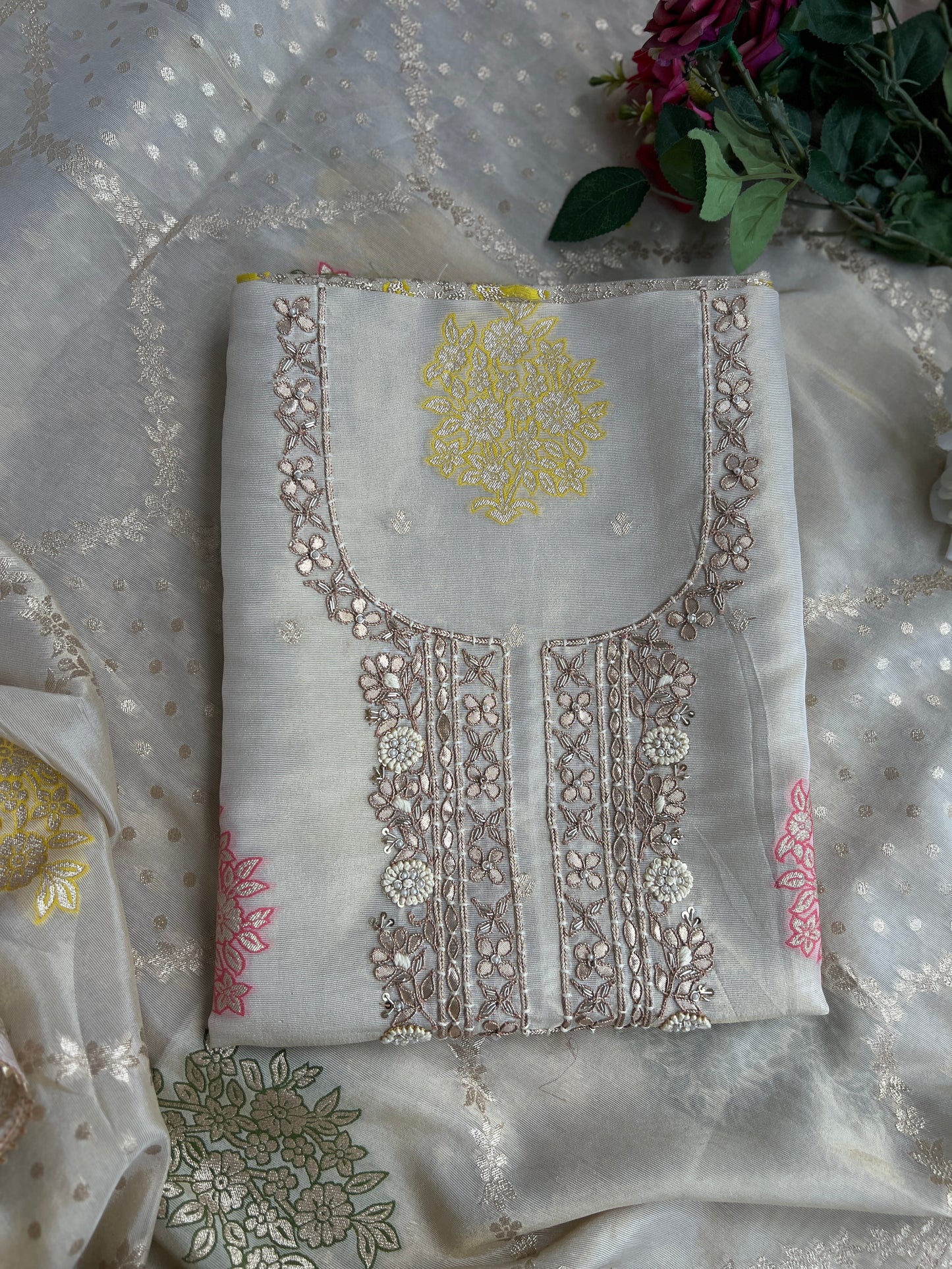 Stunning Kanjivaram Jacquard Silk Ensemble with Exquisite Handwork