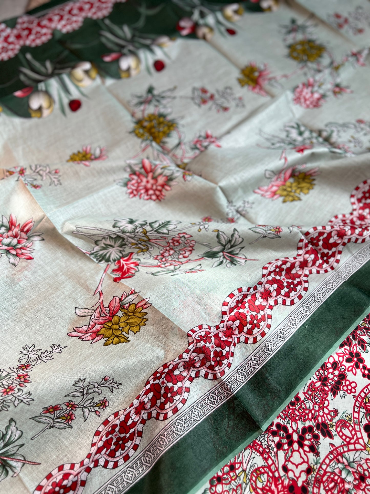 Floral Elegance Cotton Suit Set – Soft Summer Comfort