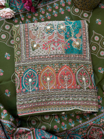 Regal Grace: Sabyasachi-Inspired Gota-Embellished Modal Maslin Suit Set