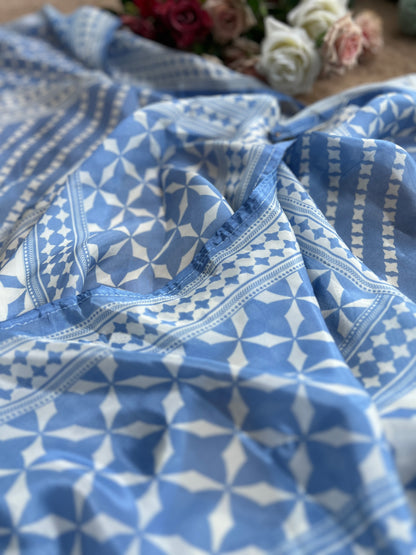 Chic Crepe Organza Semi-Stitched Geometric Print with Beads and Lace
