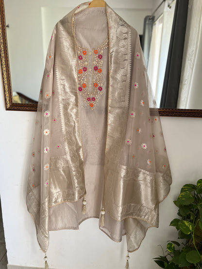 Ivory Glow – Chanderi Silk with Tissue Dupatta ✨