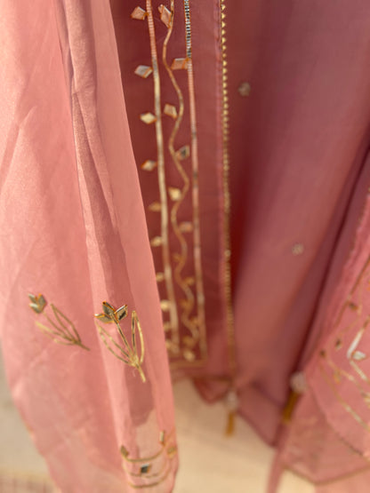 Festive Lavender Outfit with Delicate Gota Patti Embellishments