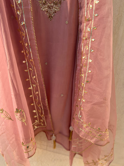 Festive Lavender Outfit with Delicate Gota Patti Embellishments