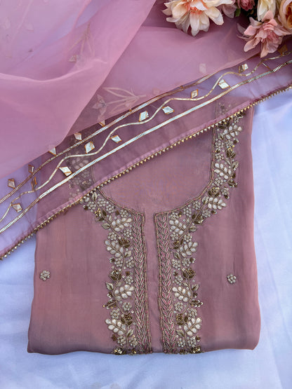 Festive Lavender Outfit with Delicate Gota Patti Embellishments
