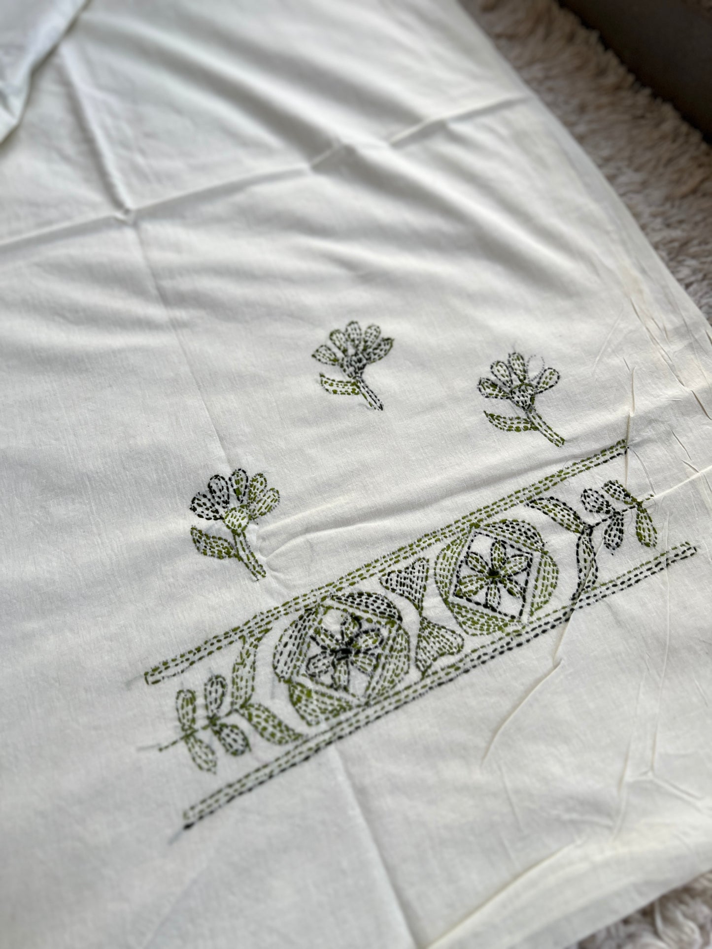 Beige Green Cotton Kathiyawadi Embroidered suit