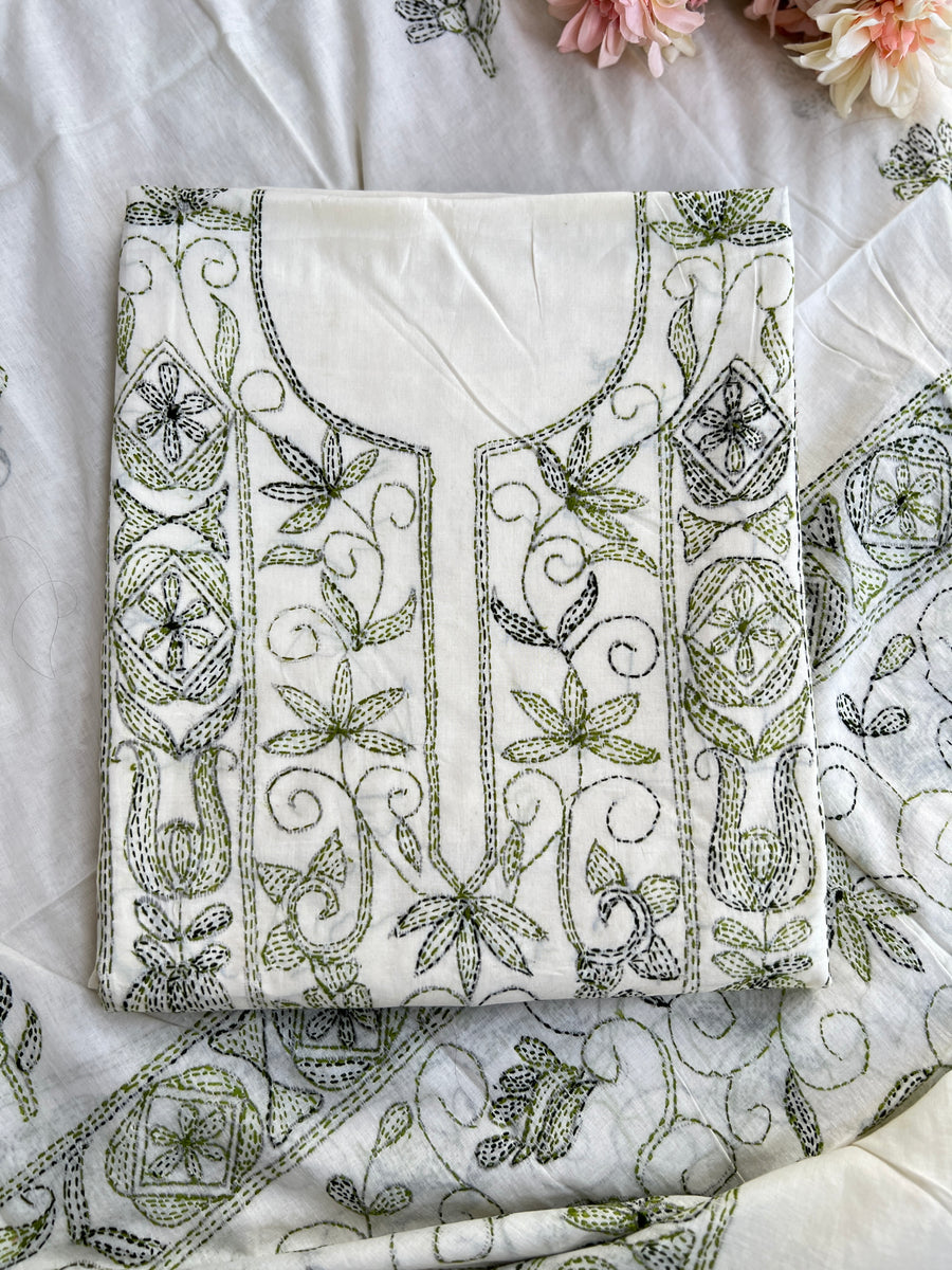 Beige Green Cotton Kathiyawadi Embroidered suit