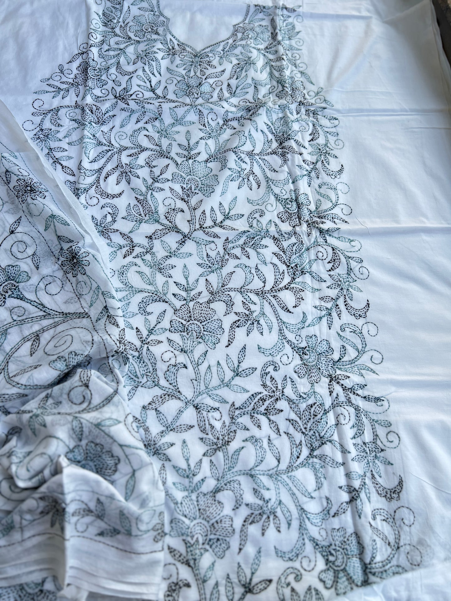 White Blue  Pure Cotton Kathiyawadi Embroidered suit